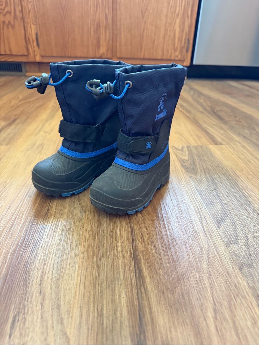 Kamik Waterproof Insulated Toddler Snow Boots Size 8 EUC